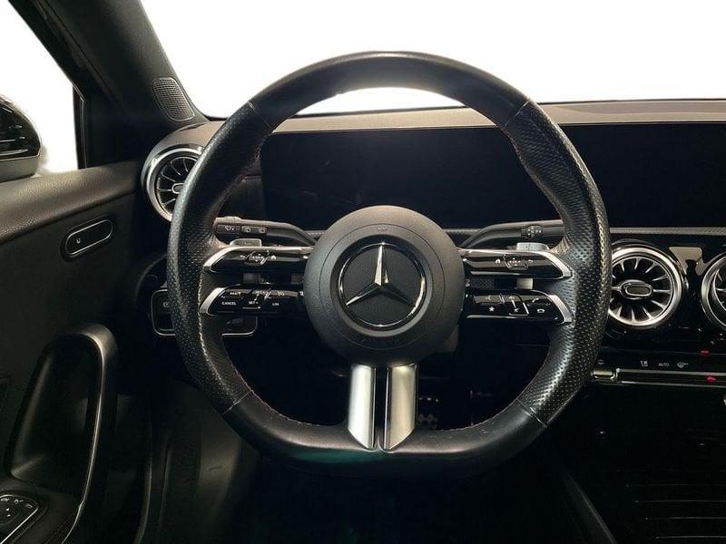 Mercedes-Benz Classe A A 180 d AMG Line Advanced Plus auto