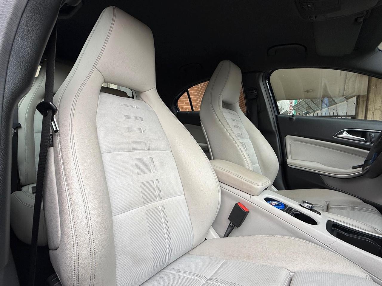 Mercedes-benz A 200 d Automatic 4Matic Executive