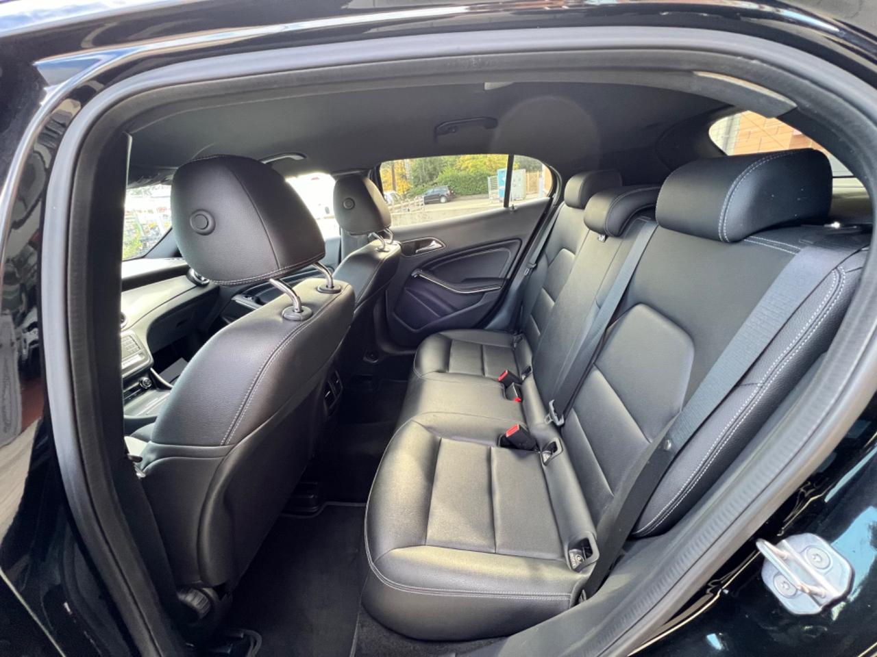 Mercedes-benz GLA 180 d Automatic Premium