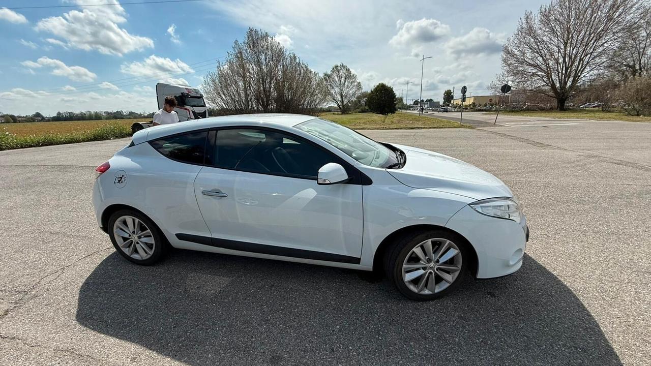 Renault Megane Mégane Coupé 2.0 TCe 180CV Luxe