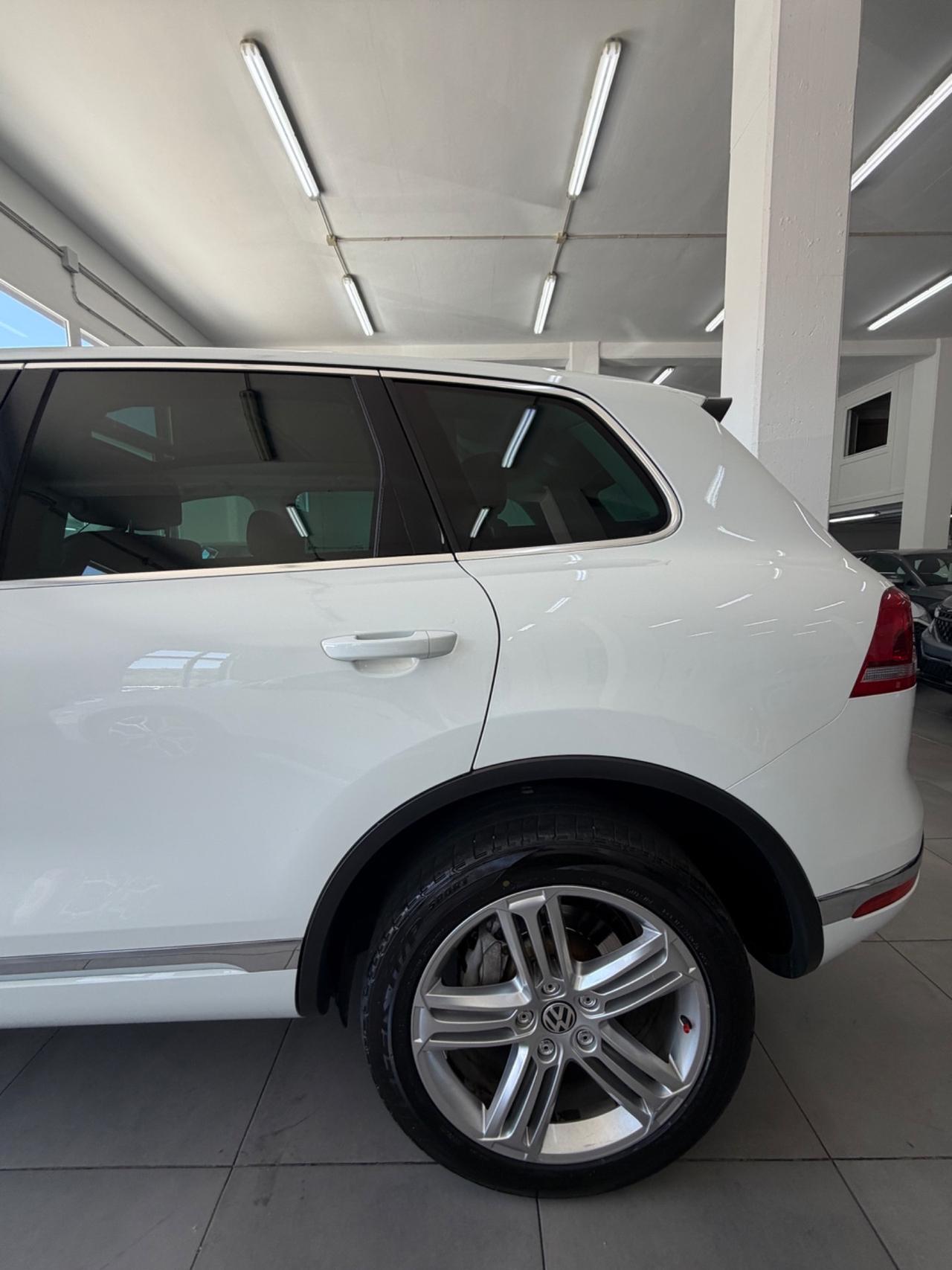 VW Touareg 3.0 TDI 262 CV Sport FINANZIABILE