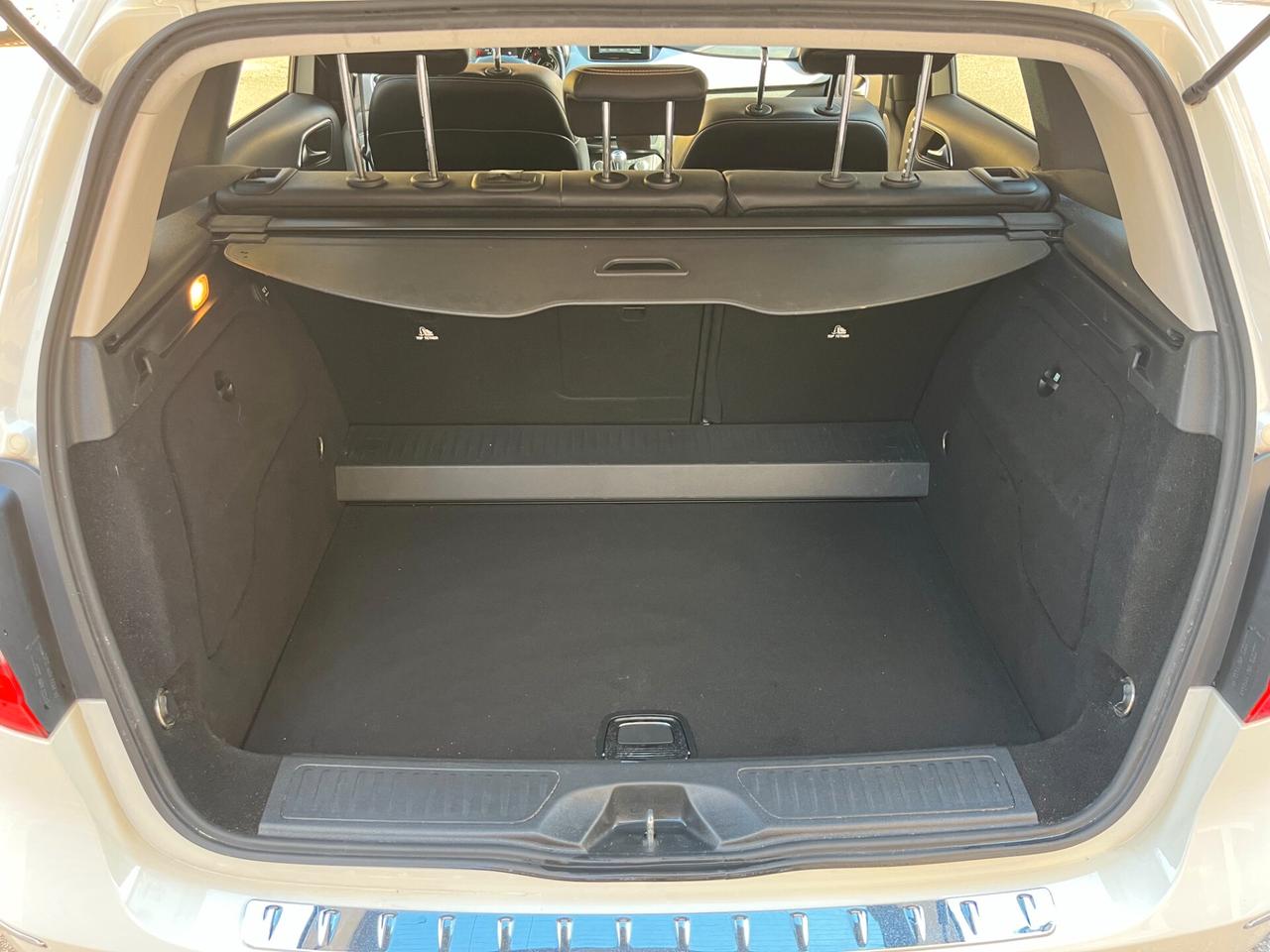 Mercedes-benz B 200 CDI Premium