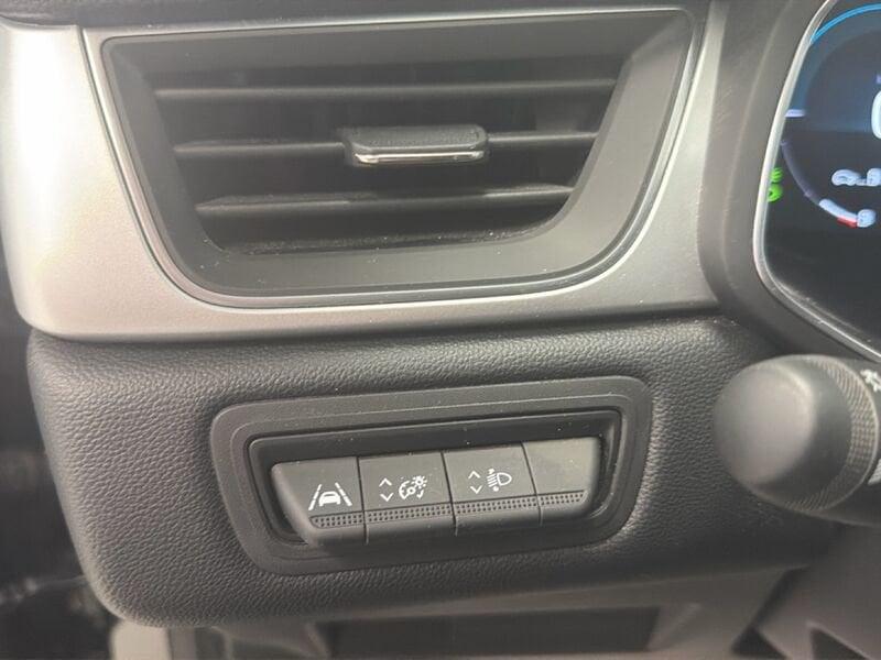 Renault Captur E-Tech hybrid 1.6 E-TECH HEV 145 TECHNO AUTO