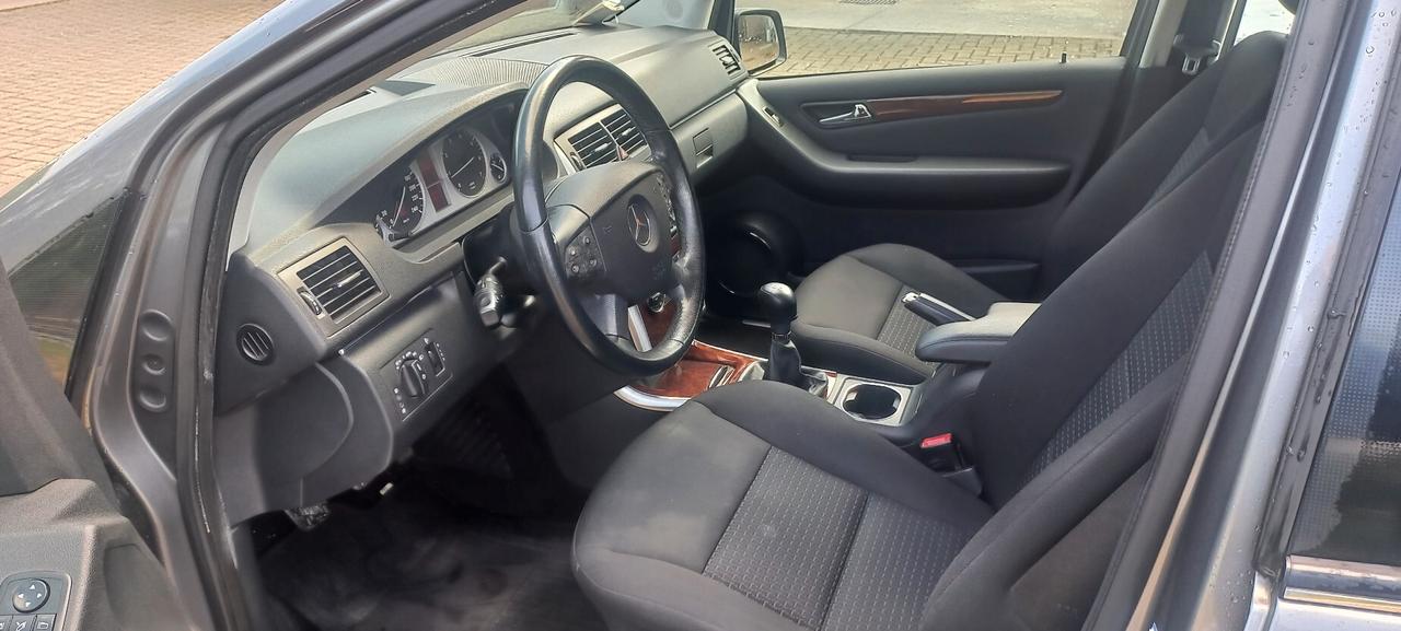 Mercedes-benz B 200 Chrome