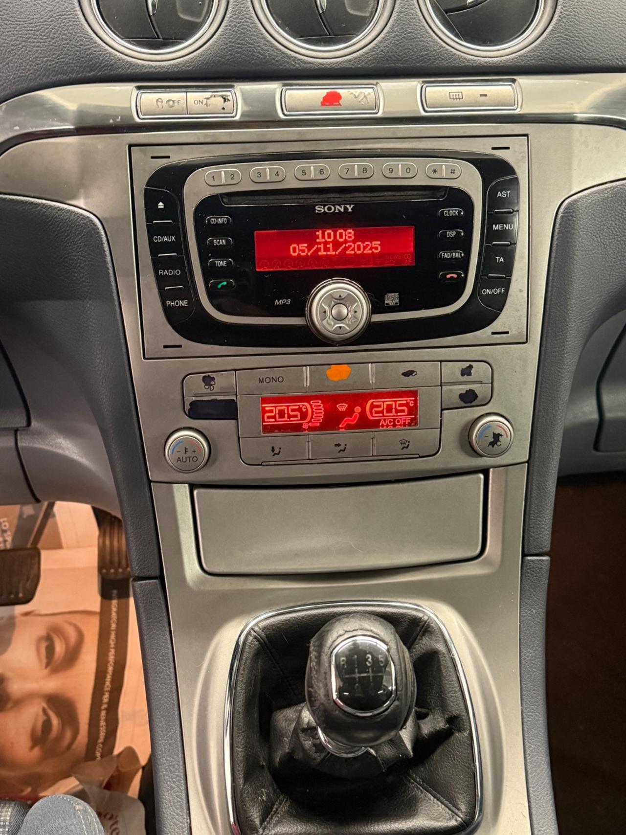 Ford S-Max 2.0 TDCi 140CV Titanium