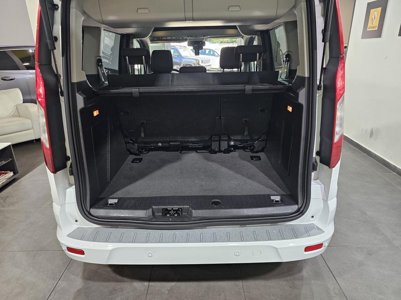 Ford Tourneo Connect 1.6 TDCi 115 CV Titanium