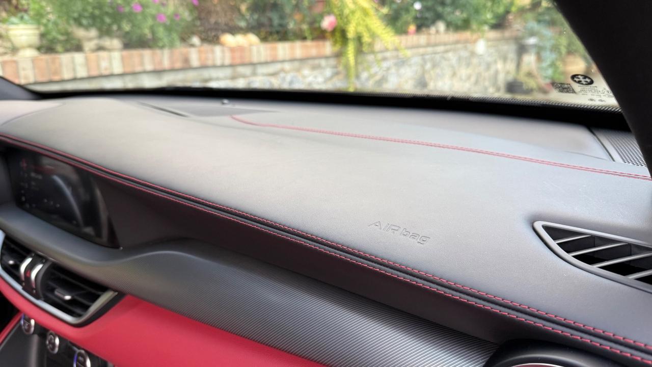 Alfa Romeo Stelvio 2.2 Turbodiesel 210 CV AT8 Q4 Veloce