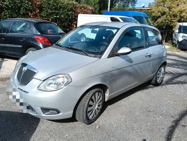 Lancia Ypsilon 1.2 Oro