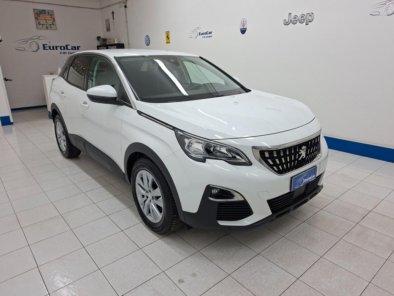 Peugeot 3008 Business 1.5 BlueHDi 130cv
