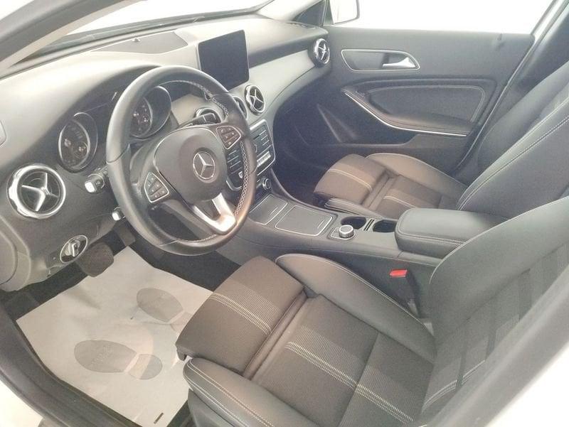 Mercedes-Benz GLA 180 d (cdi) Sport auto