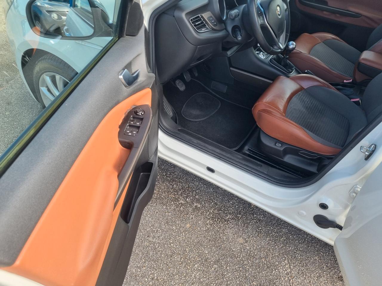 Alfa Romeo Giulietta 1.6 JTDm-2 105 CV Exclusive