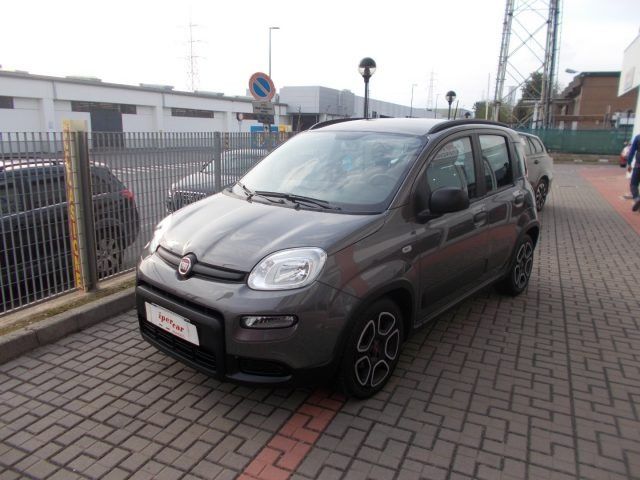 FIAT New Panda 1.0 FireFly S&amp;S Hybrid City Life