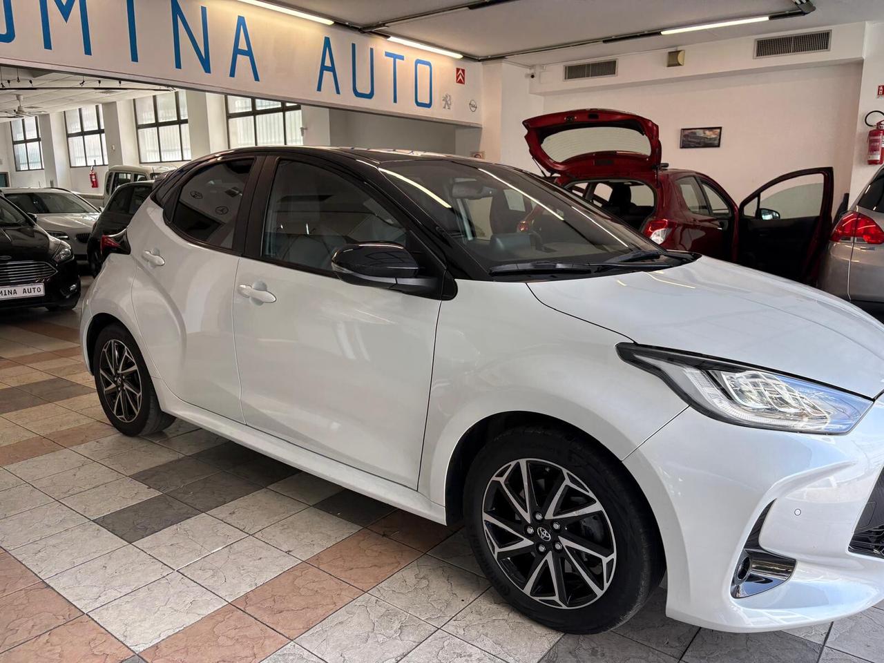Toyota Yaris 1.5 Hybrid 5 porte Style