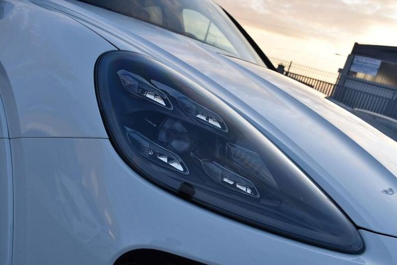Porsche Cayenne Coupè Cayenne Coupé 3.0 E-Hybrid Platinum Edition *schermi,full*