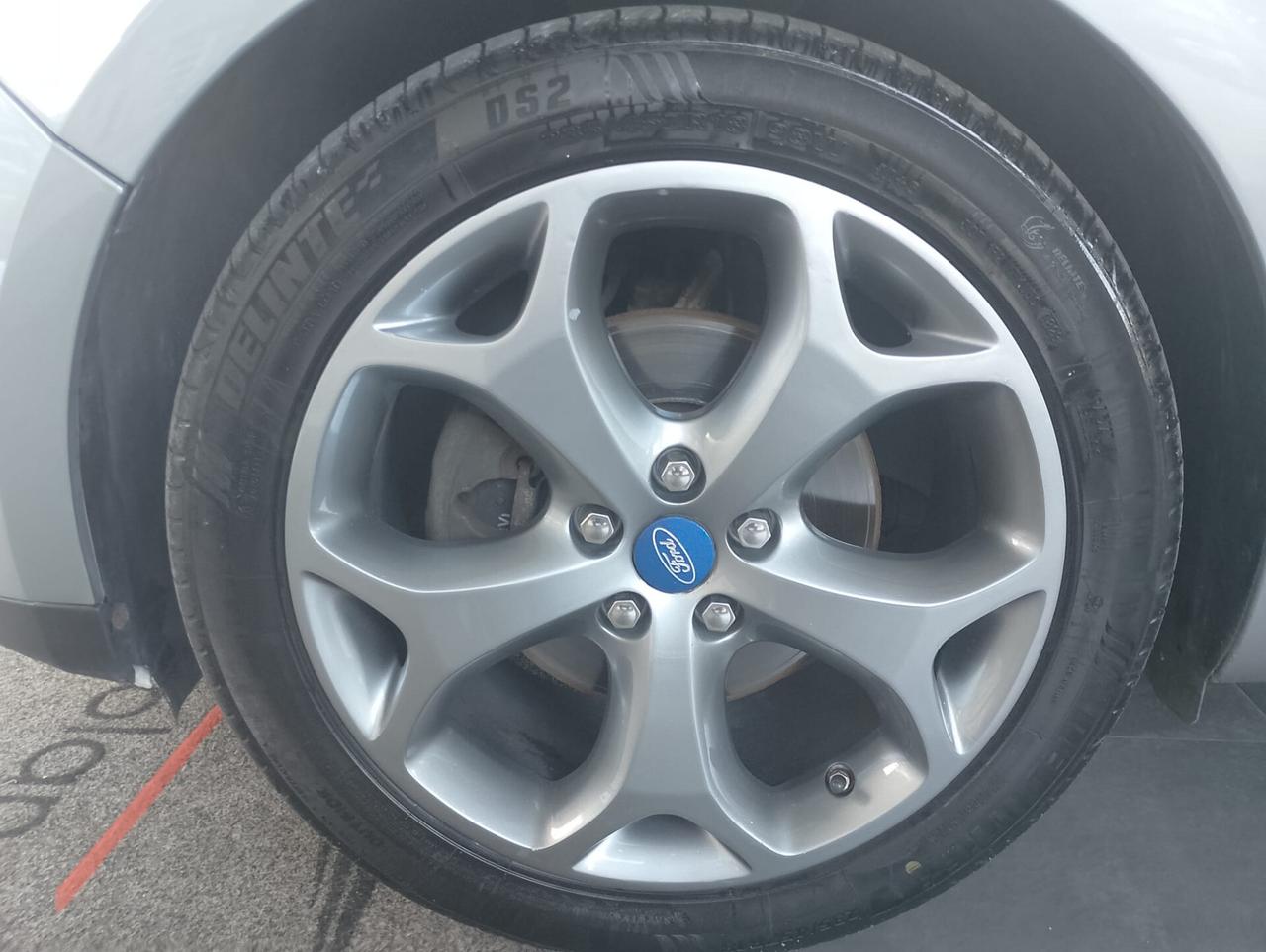 Ford S-Max 1.8 TDCi 125CV Titanium Posti 7