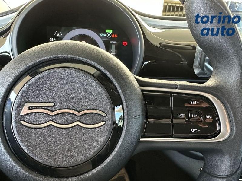 FIAT 500 Action Berlina