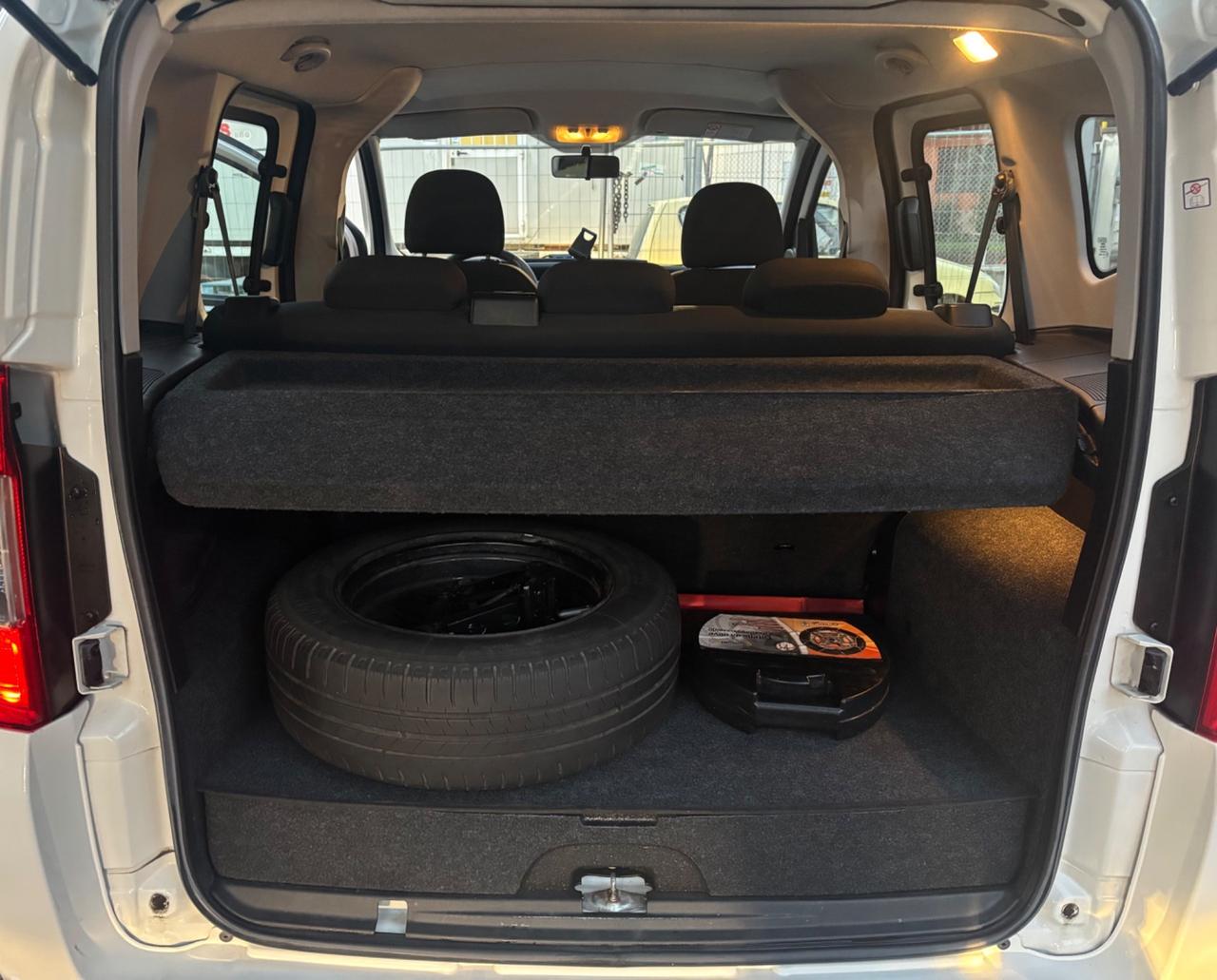 Fiat Qubo 1.4 8V 77 CV Active Natural Power