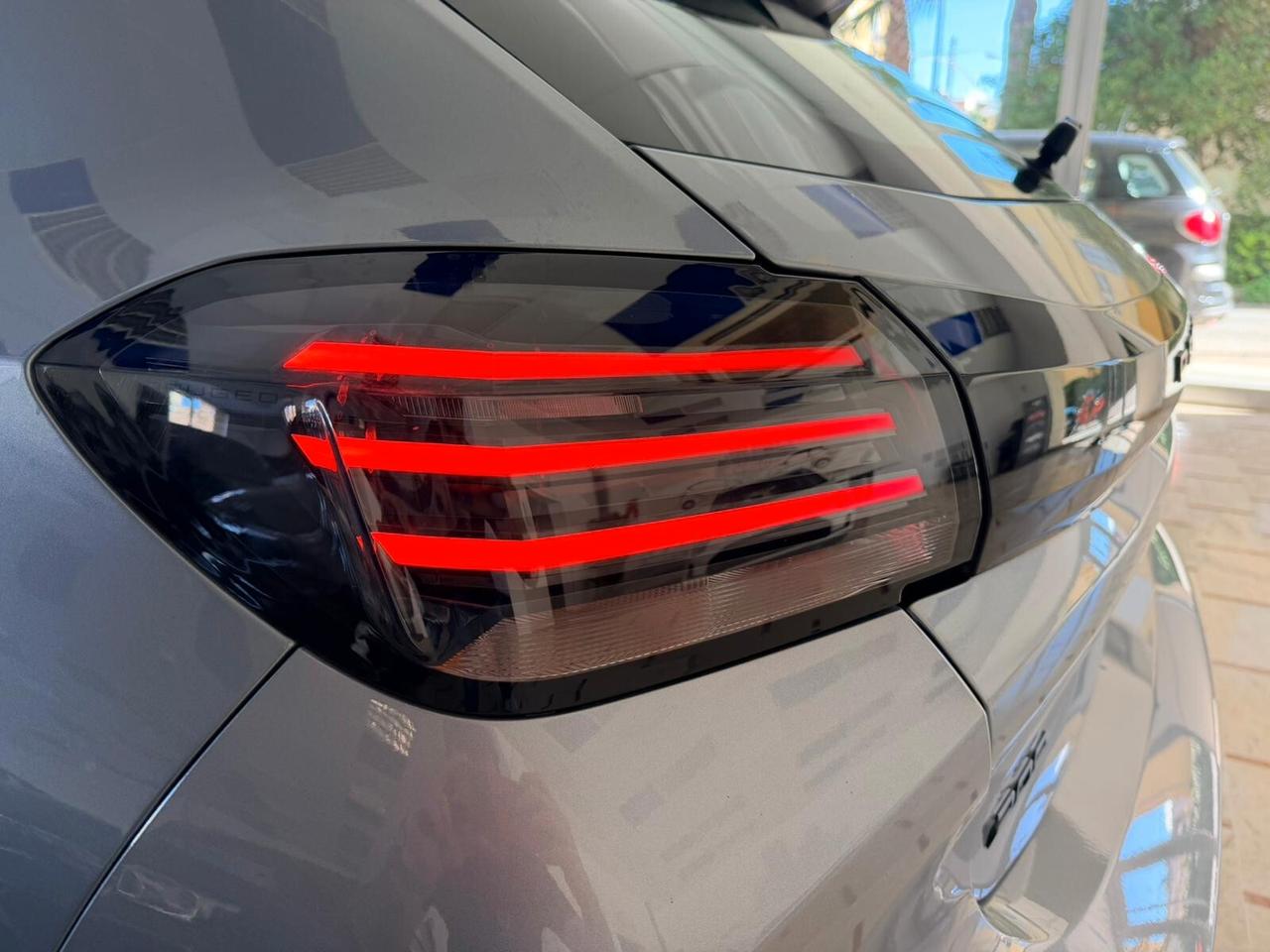 Peugeot 208 1.2 75cv PureTech Style