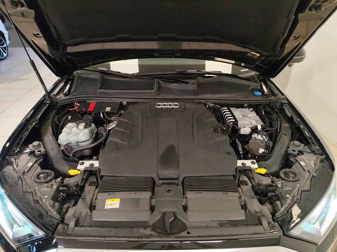 Audi Q7 50 3.0 tdi mhev Business quattro 7 Posti