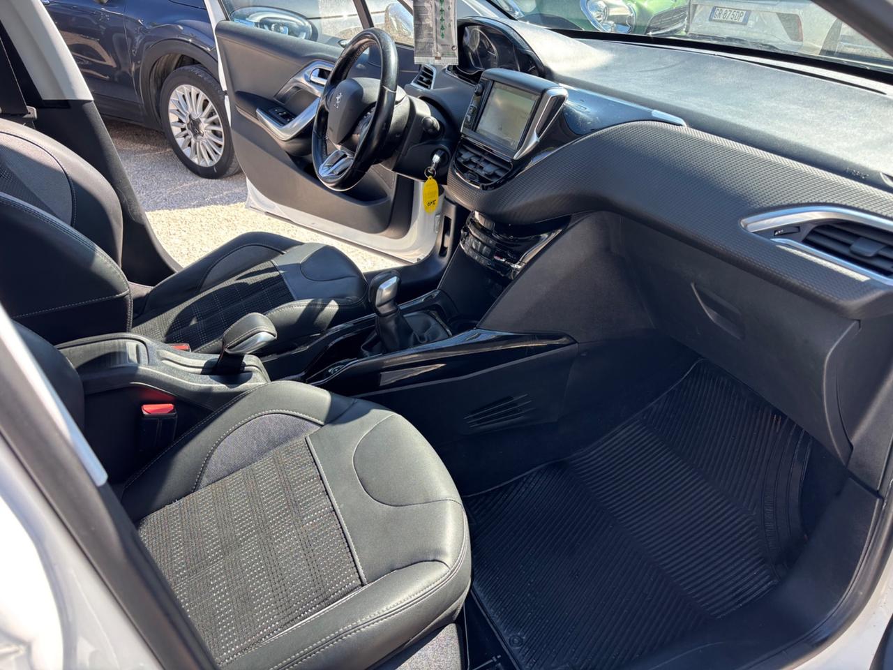 PEUGEOT 2008 1.6HDI 100CV ALLURE FULL NUOVISSIMA