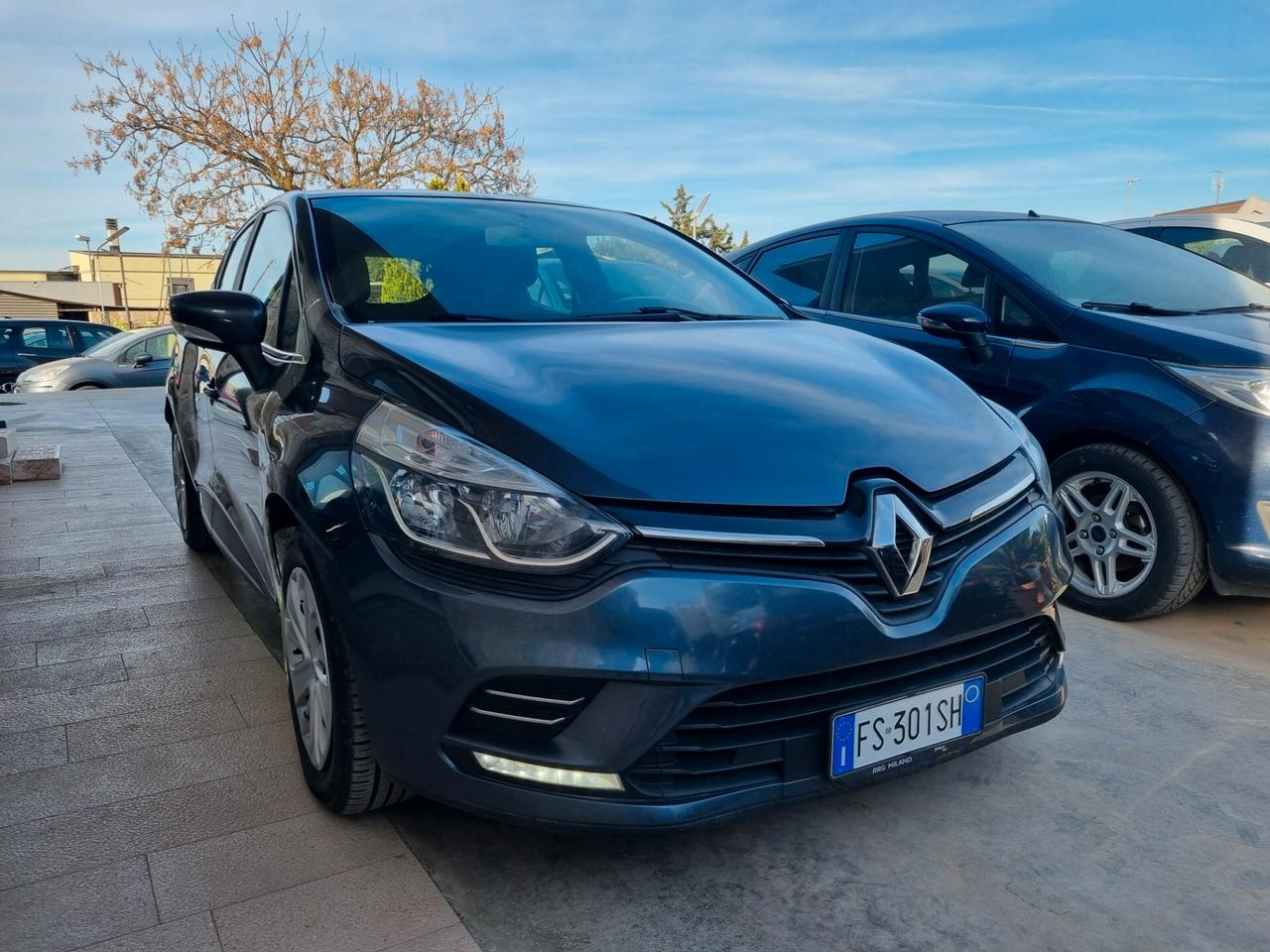 Renault Clio TCe 12V 90CV Start&Stop 5 porte Energy Intens