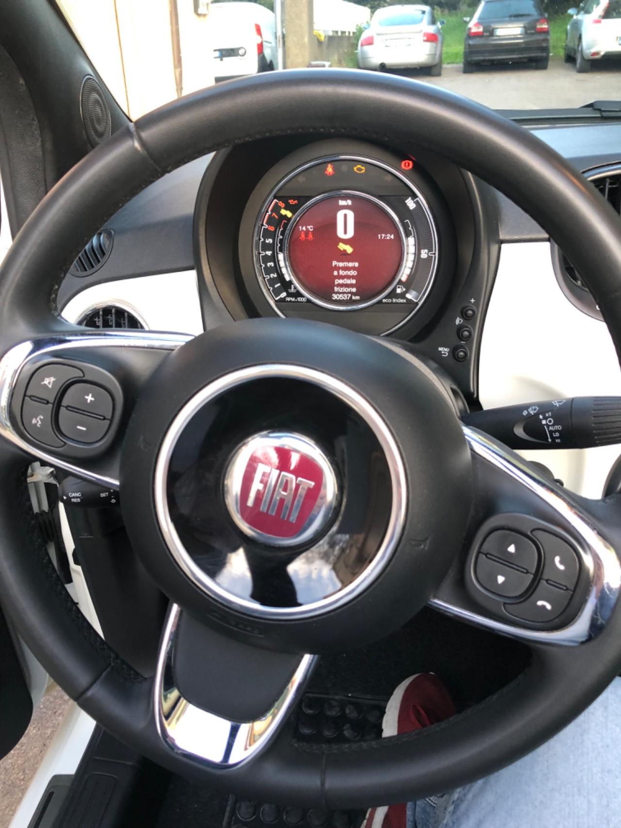 Fiat 500 c Hybrid Dolcevita cabriolet