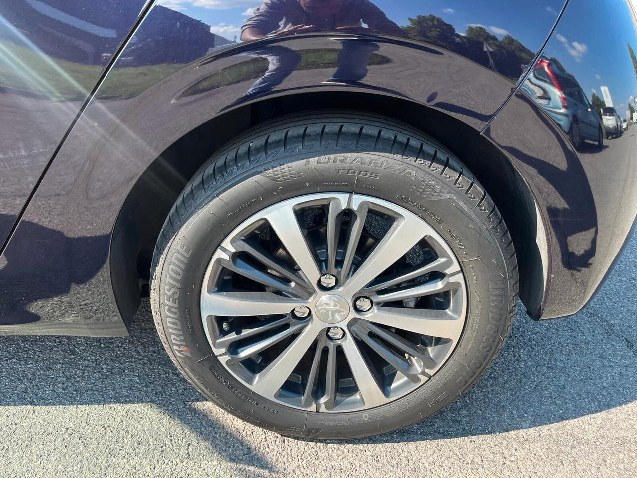 Peugeot 208 PureTech Turbo 110 EAT6 S&S 5 porte