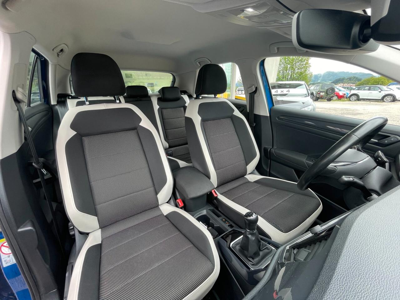 Volkswagen T-Roc 1.6 TDI SCR Advanced BlueMotion Technology