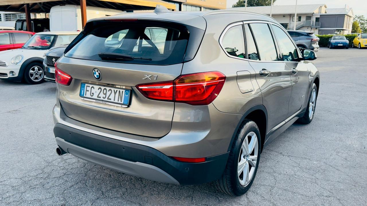 Bmw X1 sDrive18d Advantage