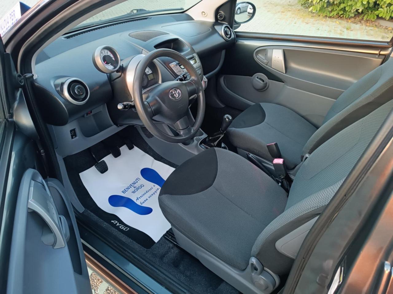 Toyota Aygo 1.0 12V VVT-i 3 porte