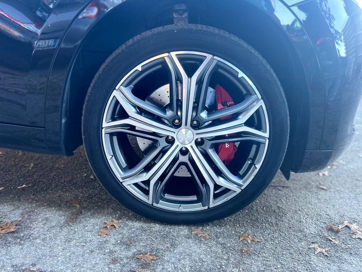 Maserati Levante 3.0 V6 430cv auto