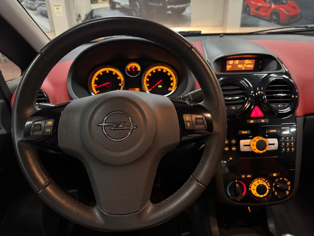 Opel Corsa 1.2 5 porte edition