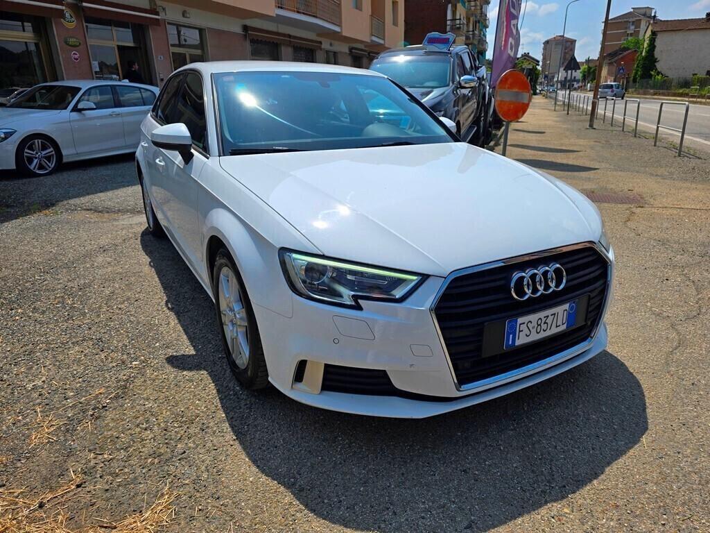 Audi A3 SPORTBACK 35 2.0 TDI 150CV S TRONIC Design
