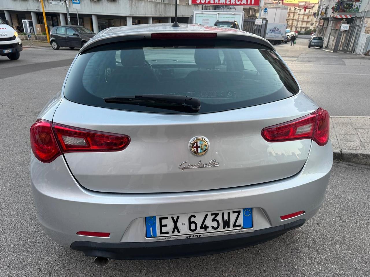 Alfa Romeo Giulietta 1.6 JTDm Distinctive * 105 CV * Adatta a Neopatentati * Garantita 12 Mesi