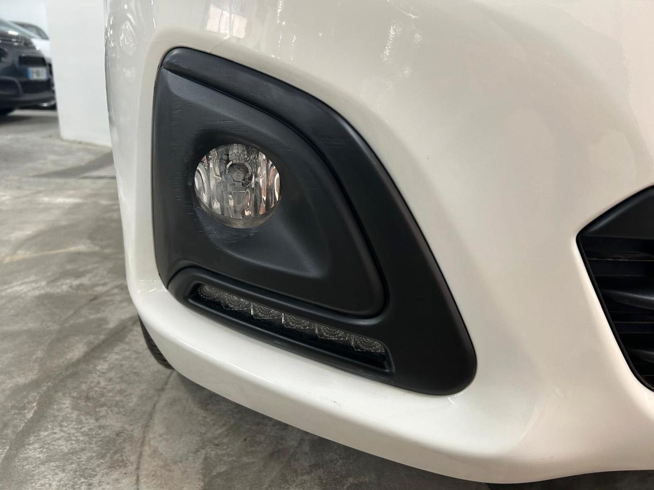 Peugeot 108 VTi 68 5 porte Allure AUTOMATICA