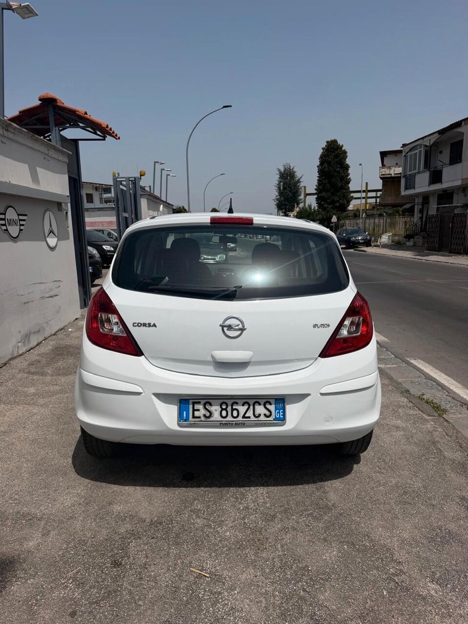 Opel Corsa 1.2 85CV 5 porte GPL-TECH Edition