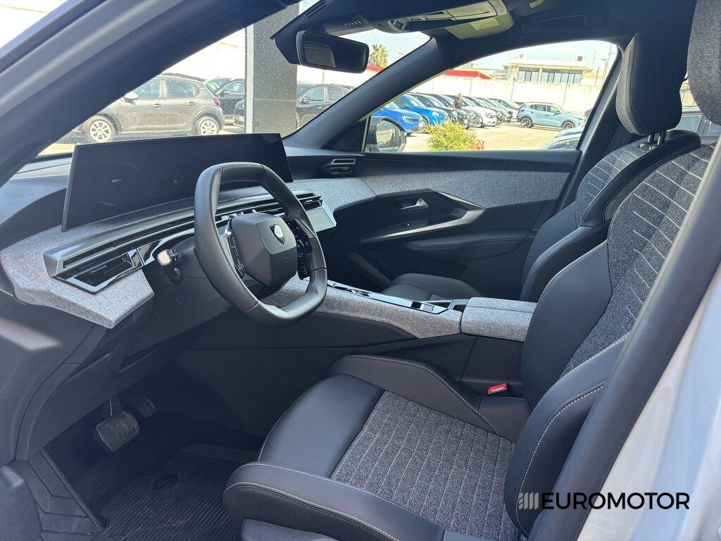 Peugeot 3008 1.2 Hybrid Allure e-DCS6