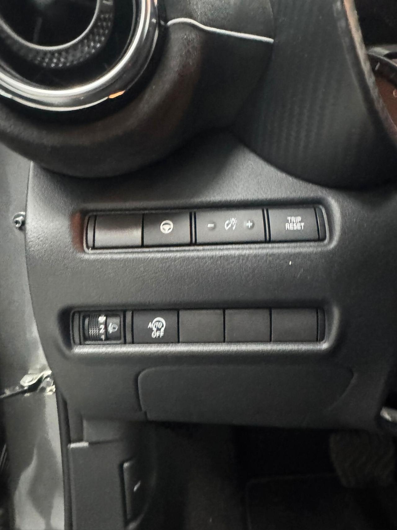 Nissan Juke 1.0 DIG-T 114 CV DCT Tekna