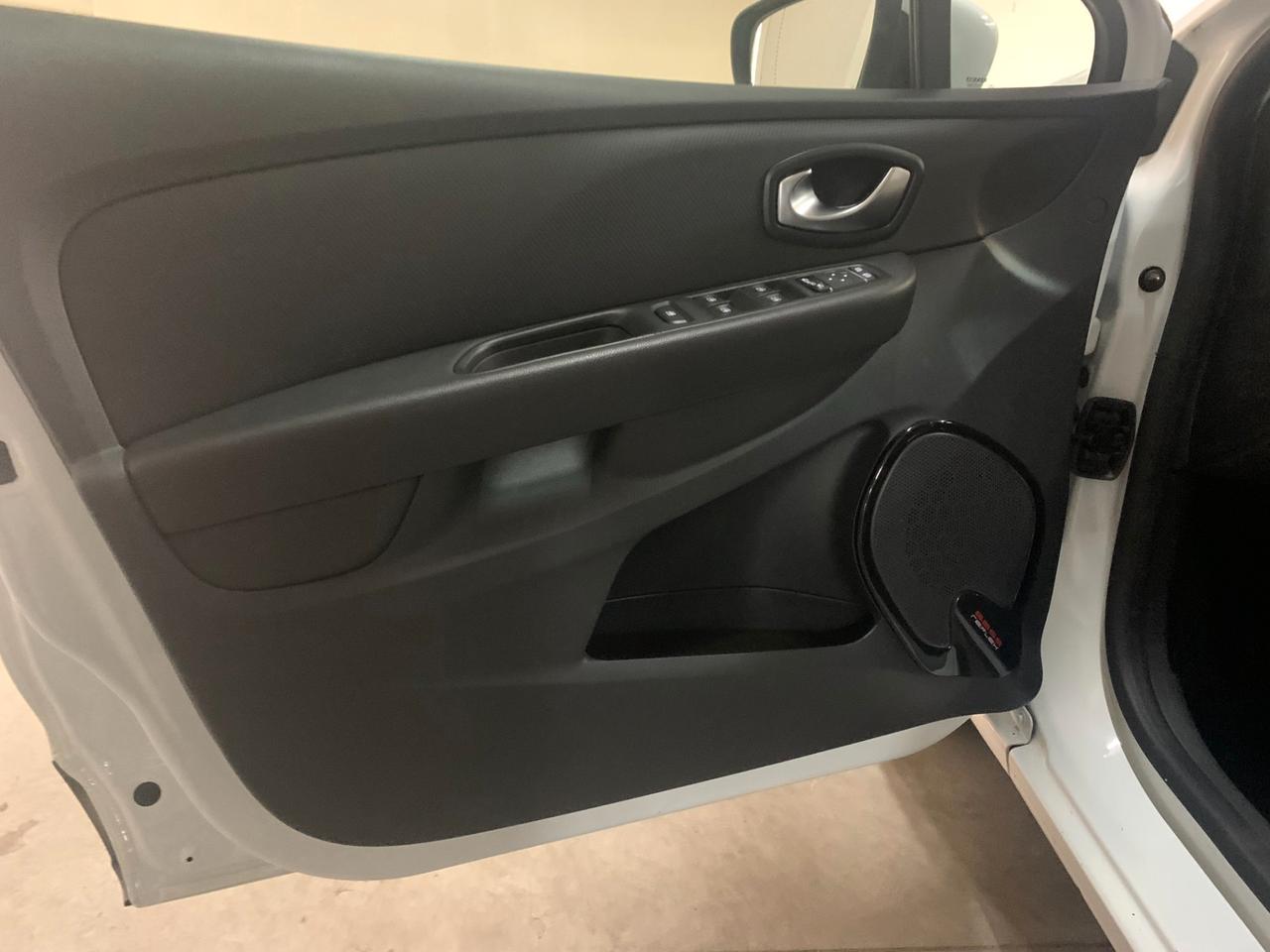 Renault Clio dCi 8V 90CV Start&Stop 5 porte Energy Zen