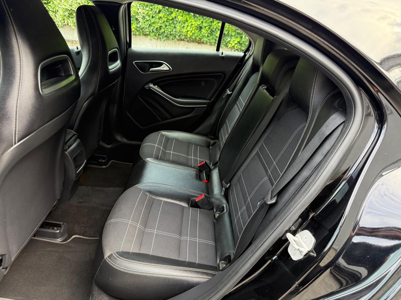 Mercedes-benz A 200 d Automatic Premium