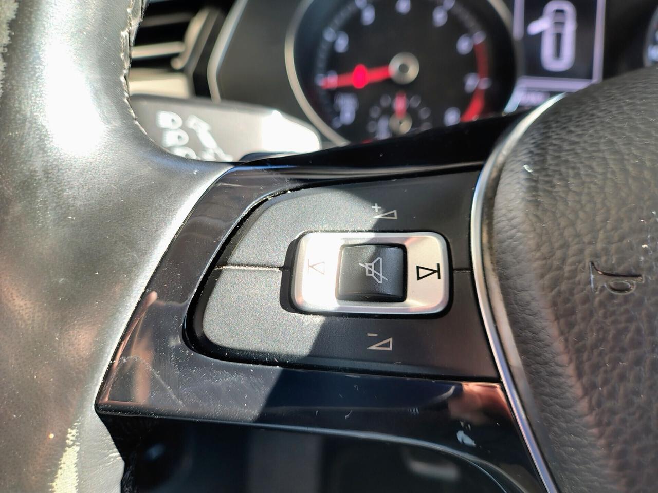 Volkswagen Passat 1.4 TSI DSG 2019 Trendline BlueMotion Technology