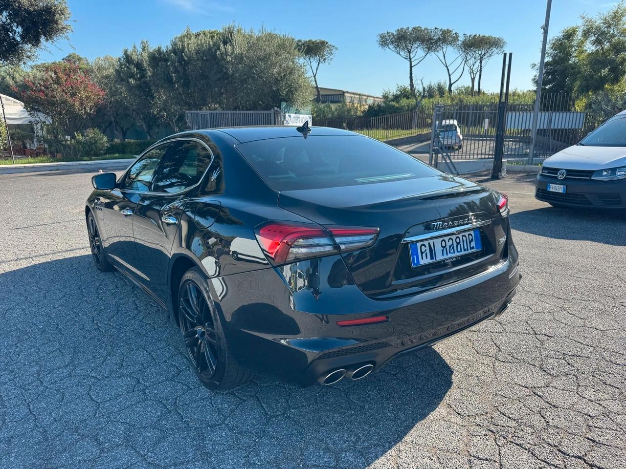 Maserati Ghibli 330 CV MHEV