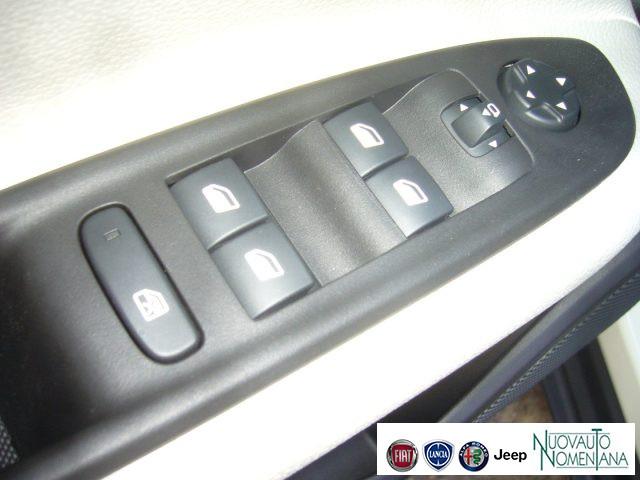 FIAT 600 Hybrid 110CV DCT6 MHEV La Prima NAVI / TELECAMERA