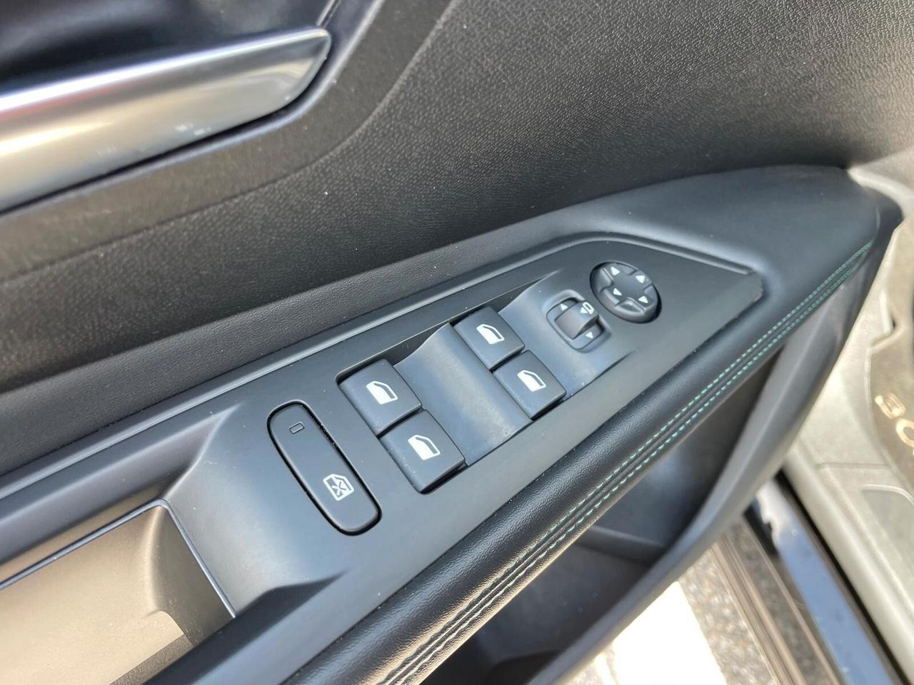 Peugeot 3008 BlueHDi 130 EAT8 Allure