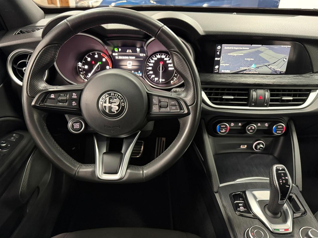 Alfa Romeo Stelvio 2.2 TD 160 CV SUPER BUSINESS RETROCAMERA TAGLIANDI CERTIFICATI