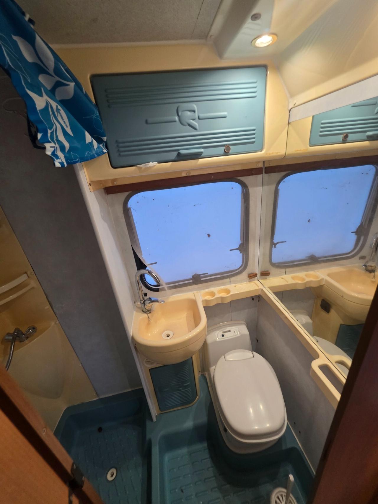 Ford Transit Rimor europeo 77 mansardato