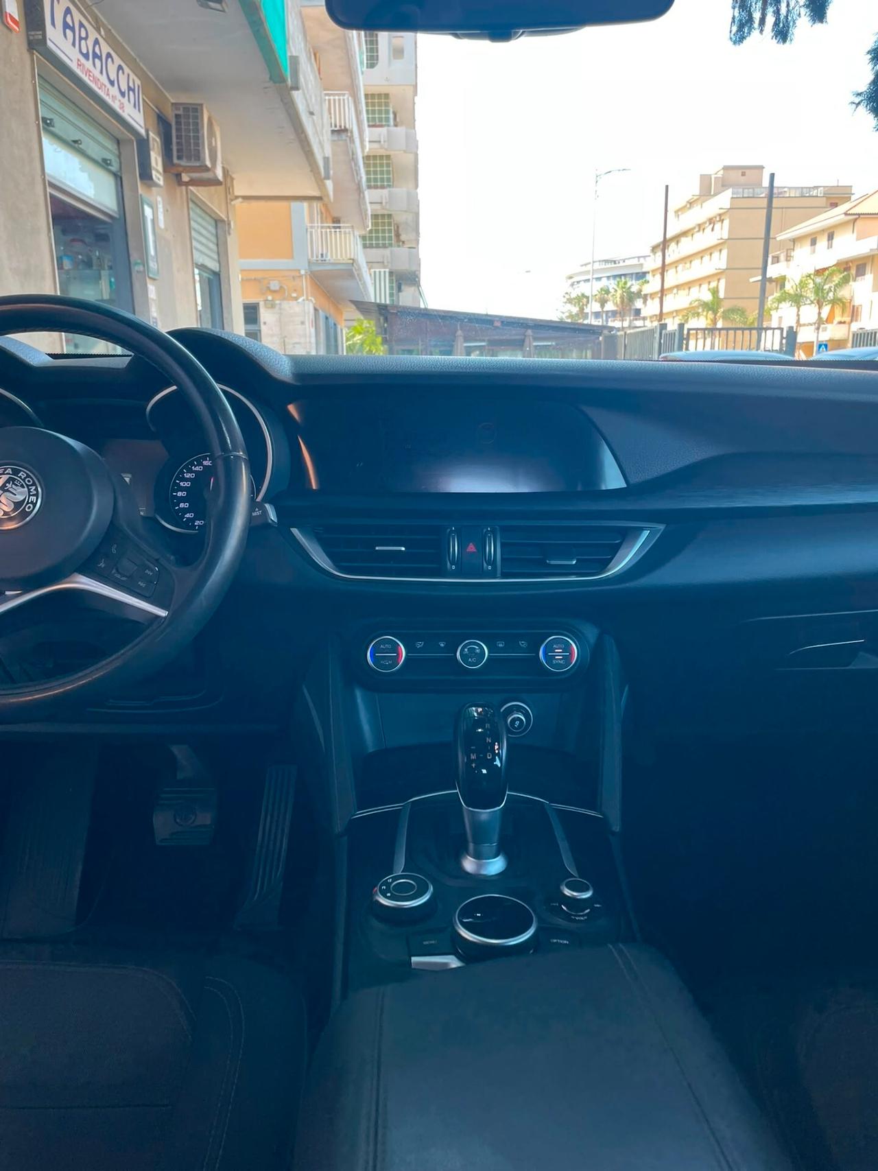 Alfa Romeo Stelvio 2.2 Turbodiesel 210 CV AT8 Q4 Business