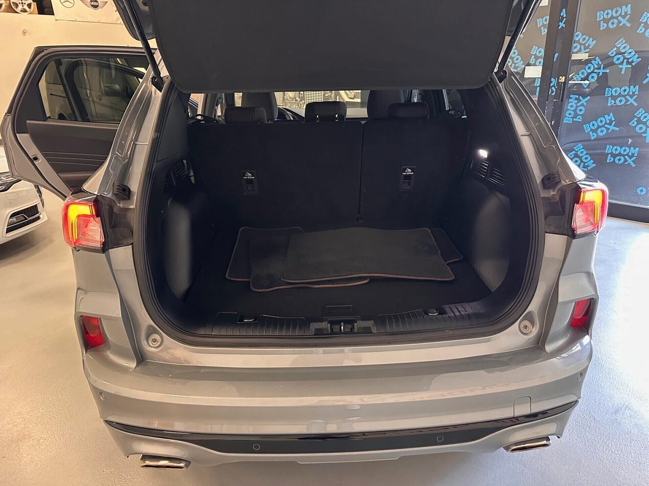 FORD KUGA DIESEL ST LINE