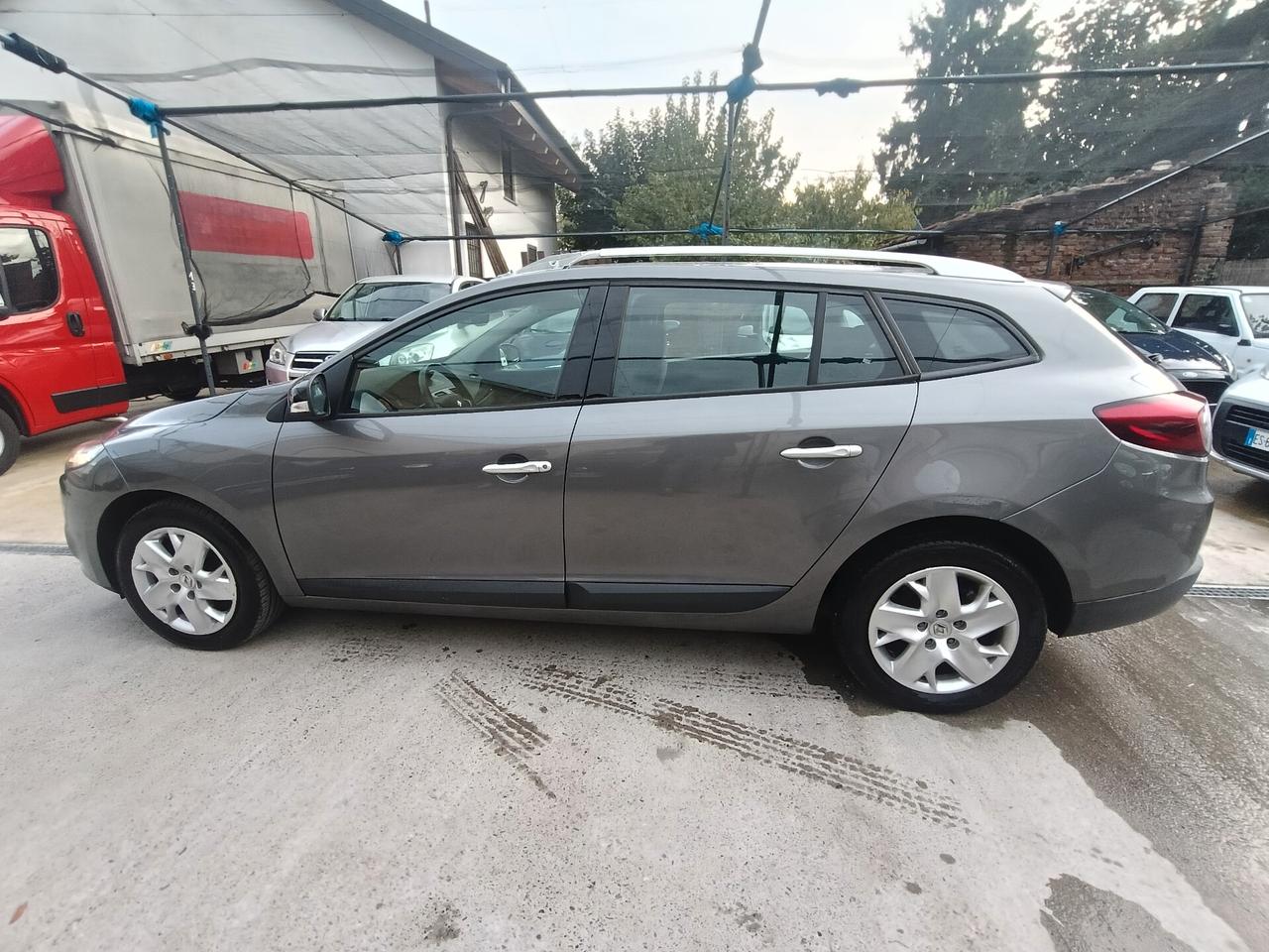 Renault Megane Mégane 1.5 dCi 110CV EDC SporTour Attractive
