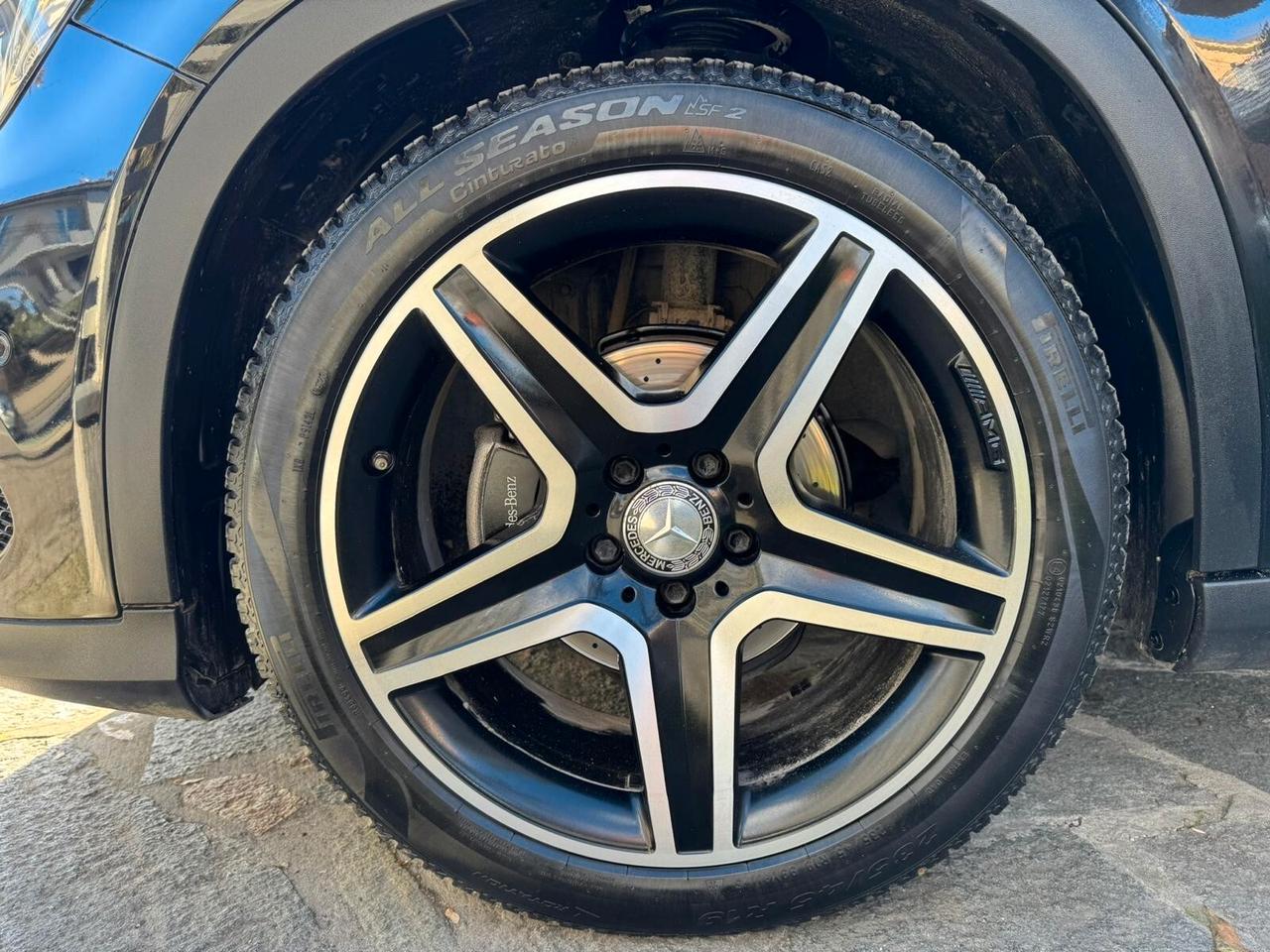 MERCEDES GLA 200 d AUTOMATIC PREMIUM